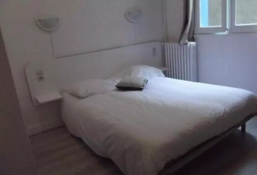 בית מלון כפרי De La Poste