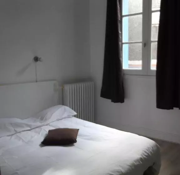 בית מלון כפרי De La Poste