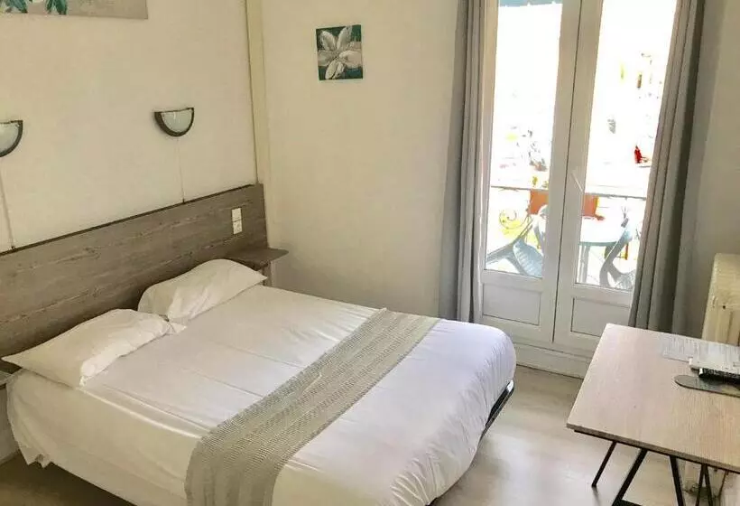 בית מלון כפרי De La Poste