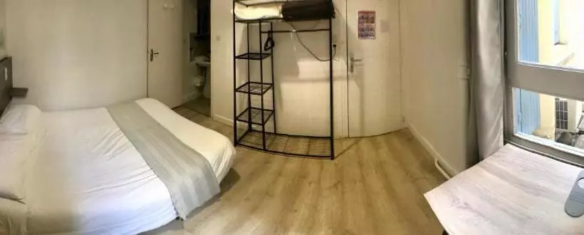 בית מלון כפרי De La Poste