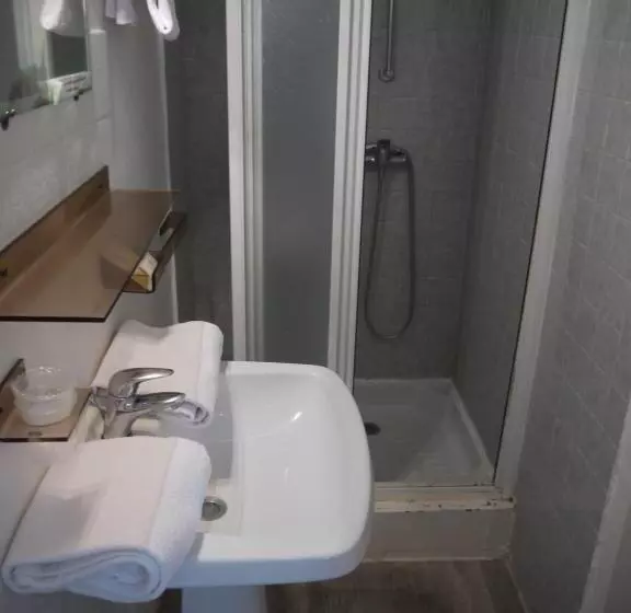 בית מלון כפרי De La Poste