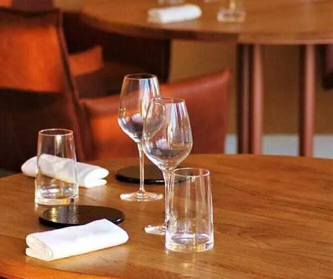 בית מלון כפרי Grand Hôtel Château De Sully Piscine & Spa