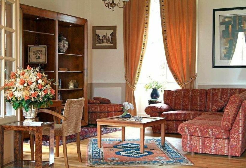 בית מלון כפרי Hostellerie De La Maronne