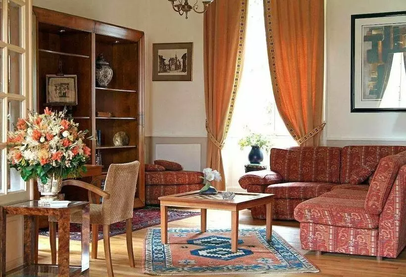 酒店 Hostellerie De La Maronne