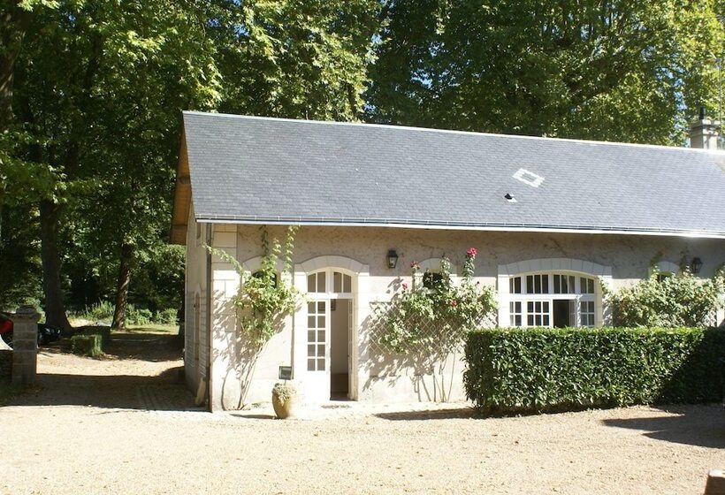 בית מלון כפרי Hostellerie Du Château De L Isle