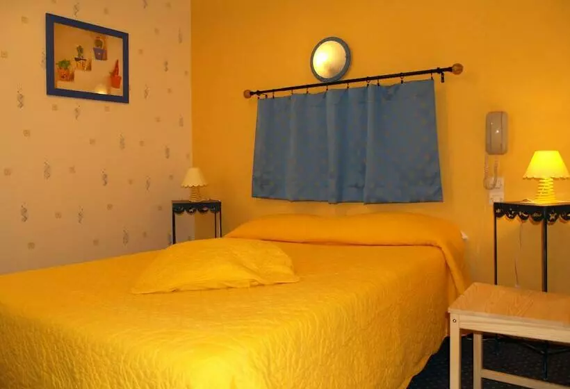 فندق Hôtel Central