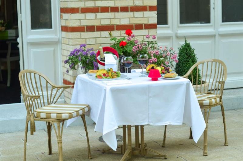 فندق Hôtel Concordia Le Mans Centre Gare