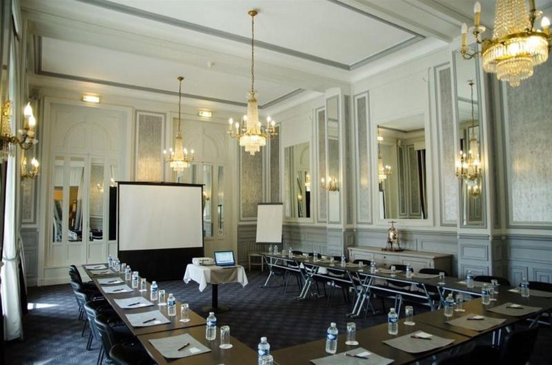 فندق Hôtel Concordia Le Mans Centre Gare