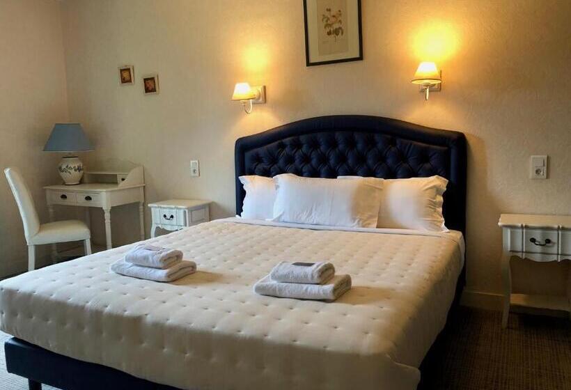 هتل Hôtel Le Cro Magnon