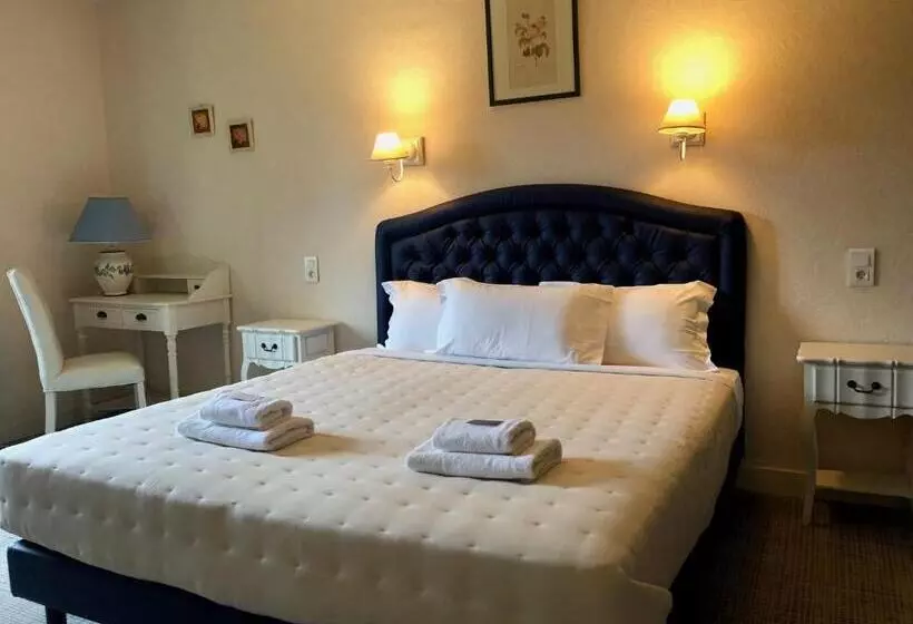 Отель Hôtel Le Cro Magnon