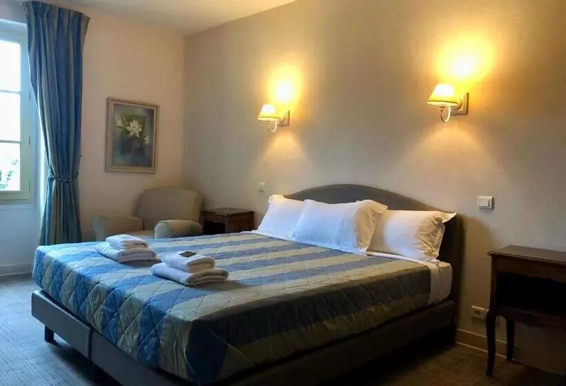 Отель Hôtel Le Cro Magnon