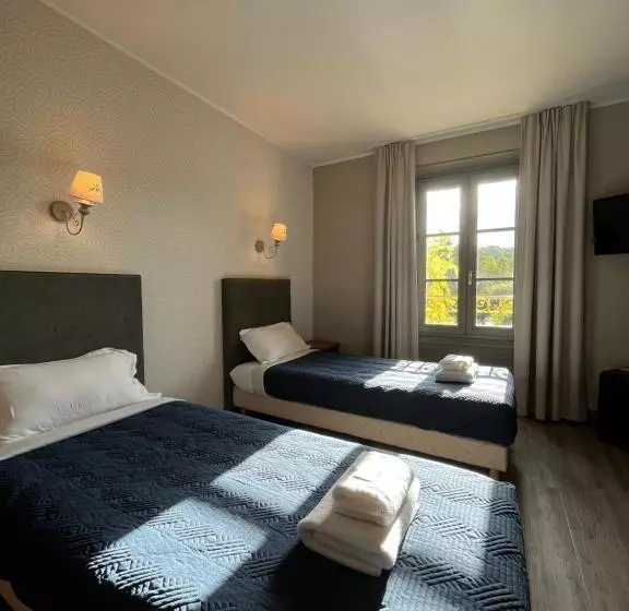 Отель Hôtel Le Cro Magnon