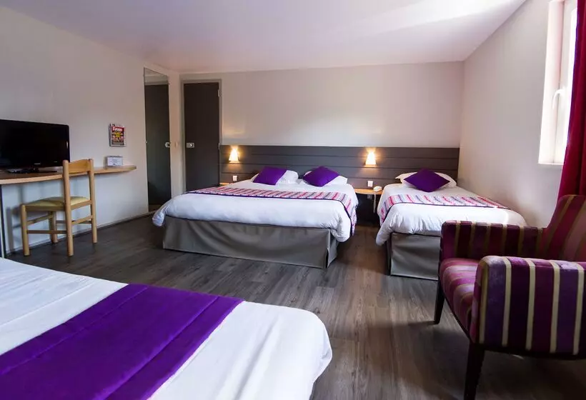 בית מלון כפרי Kyriad Orthez