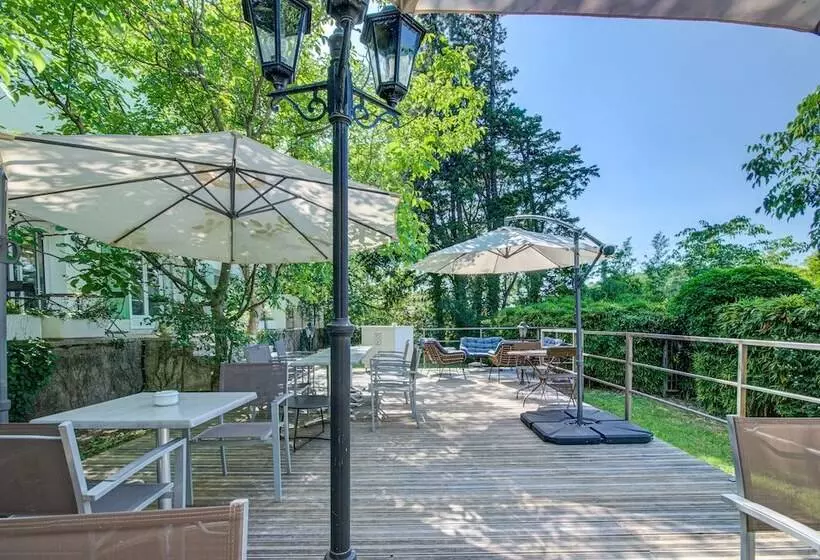 Logis Hotel Le Blason De Provence