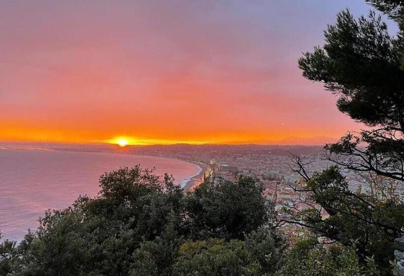 هتل Le Riviera Collection, Signature Collection By Best Western