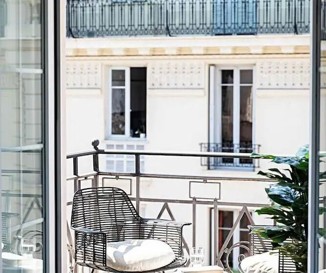 هتل Le Riviera Collection, Signature Collection By Best Western