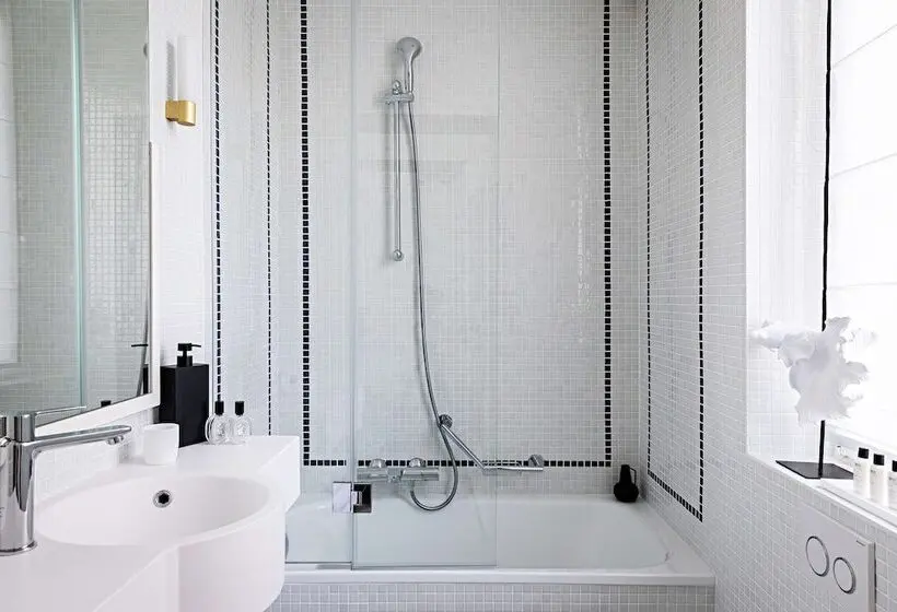 هتل Le Riviera Collection, Signature Collection By Best Western