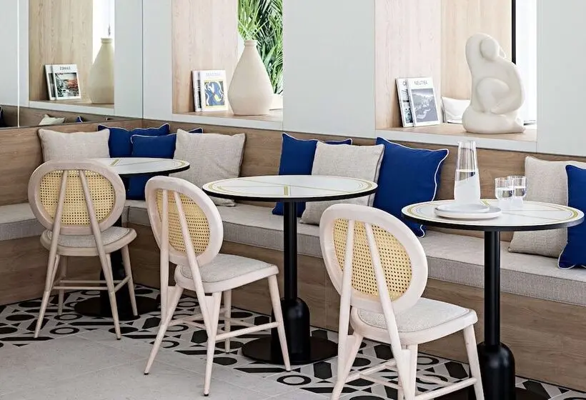 هتل Le Riviera Collection, Signature Collection By Best Western