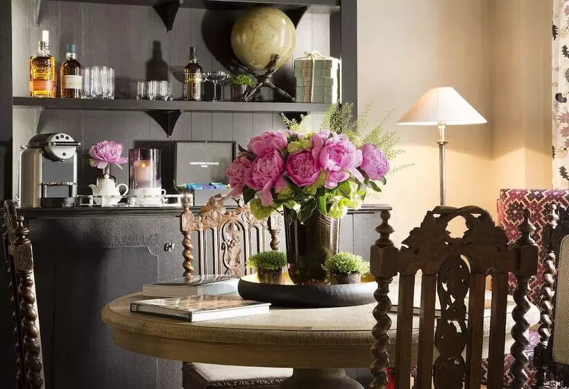 هتل Les Tournelles