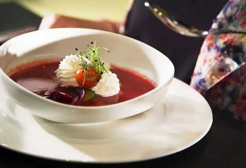 בית מלון כפרי Oceania Le Metropole