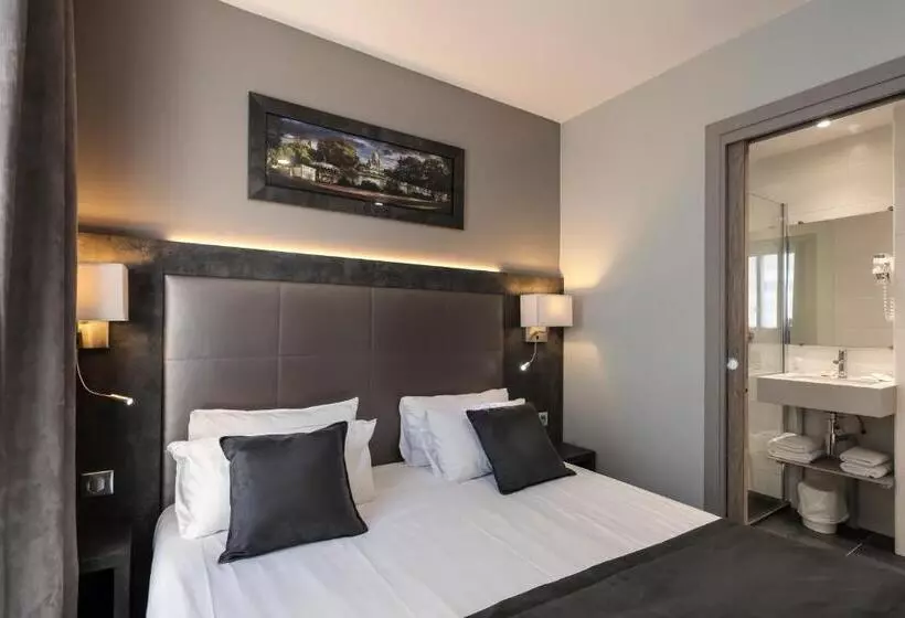 ホテル Paris Italie