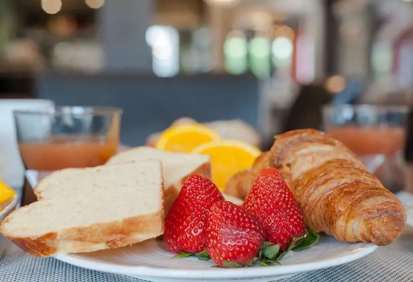 Best Western Hotel Acadie Paris Nord Villepinte