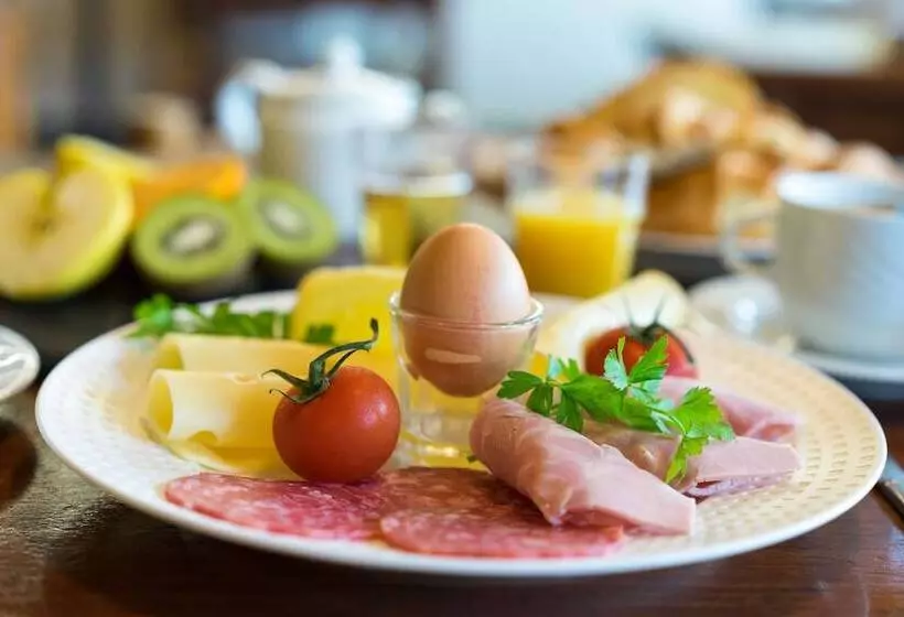 فندق Logis Hôtel Cartier