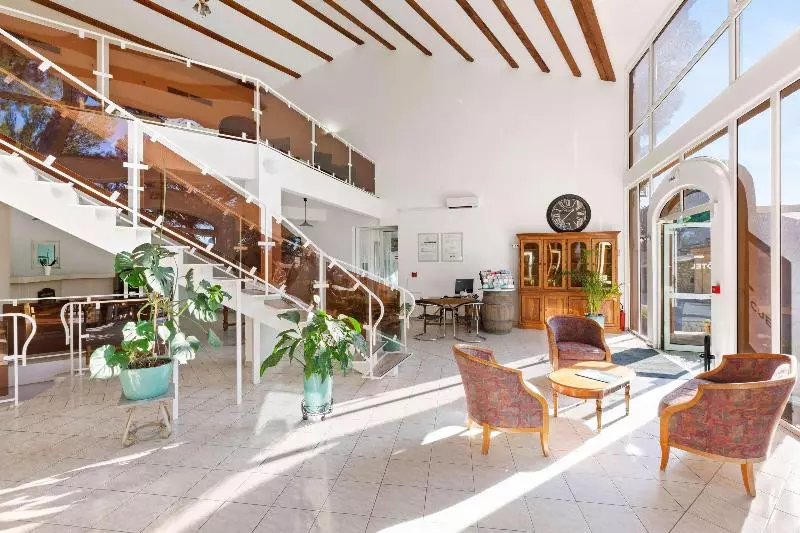 هتل Best Western Domaine De Roquerousse