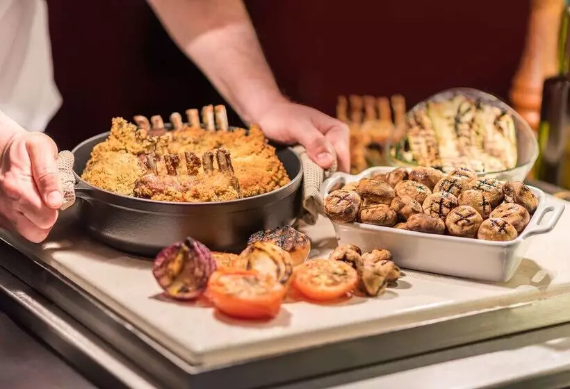 Отель Campanile Colmar Parc Des Expositions