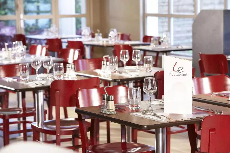 Hotel Campanile Orleans   La Source