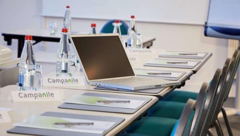 בית מלון כפרי Campanile Rouen Sud Cleon Elbeuf