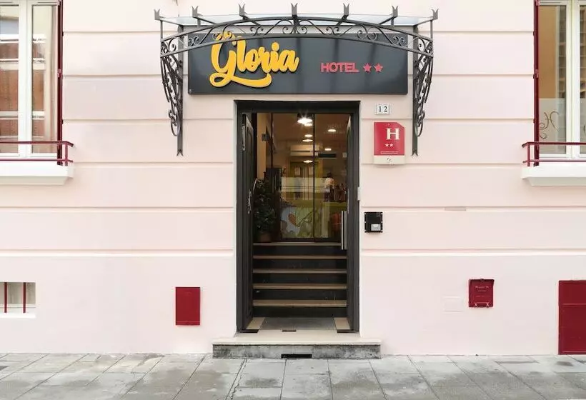 호텔 Gloria