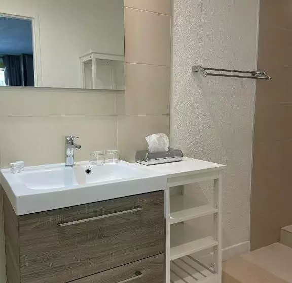 Отель Boutique Hôtel La Baignoire