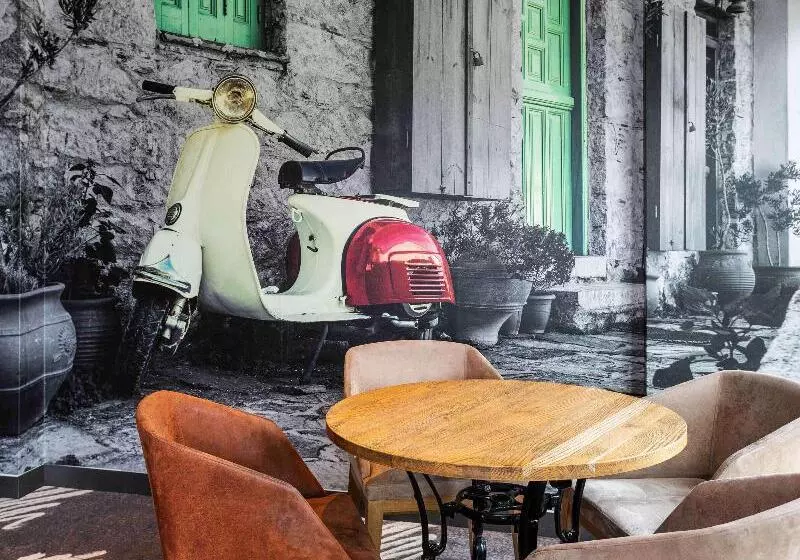 هتل Ibis Bordeaux Pessac Route Des Vins