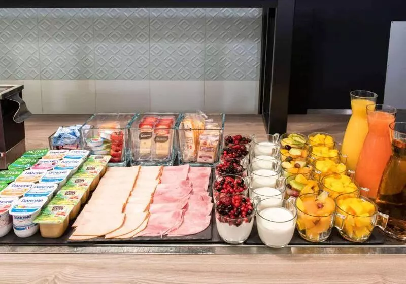 فندق Ibis Cergypontoise Le Port