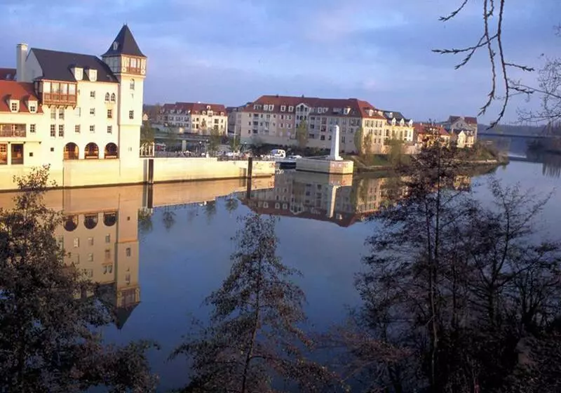 فندق Ibis Cergypontoise Le Port