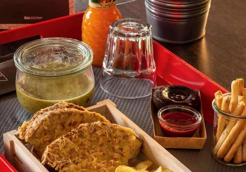 فندق Ibis Cergypontoise Le Port