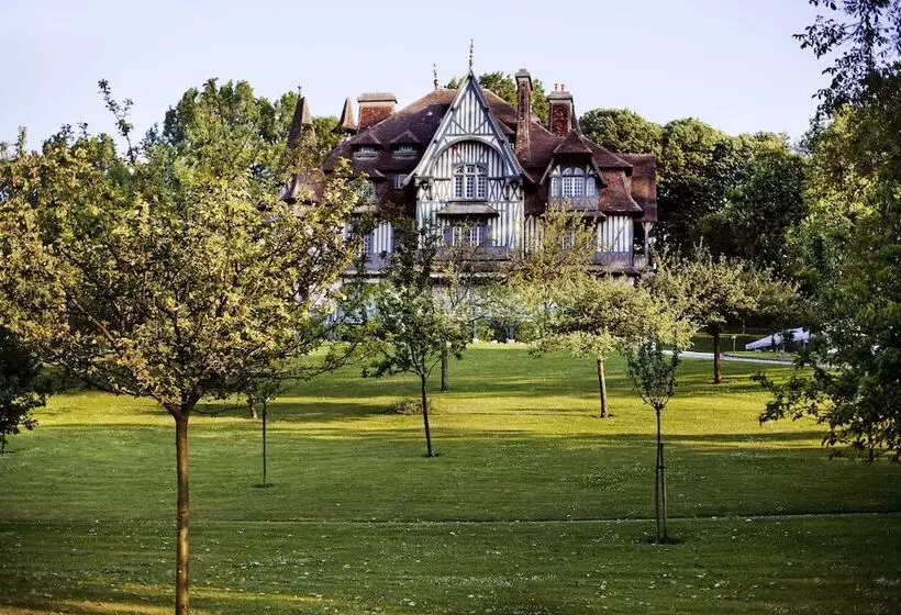 هتل Ibis Deauville Centre