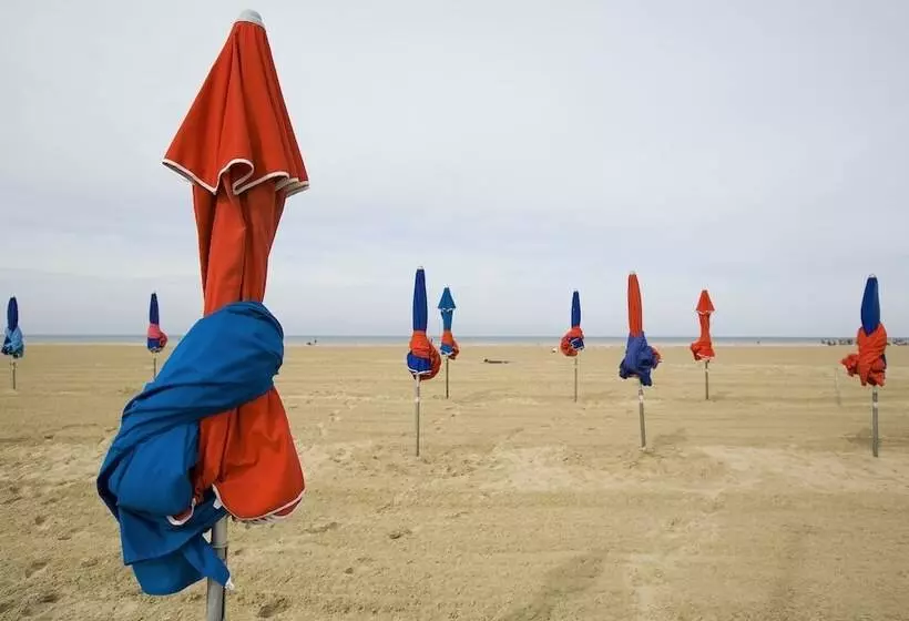 هتل Ibis Deauville Centre