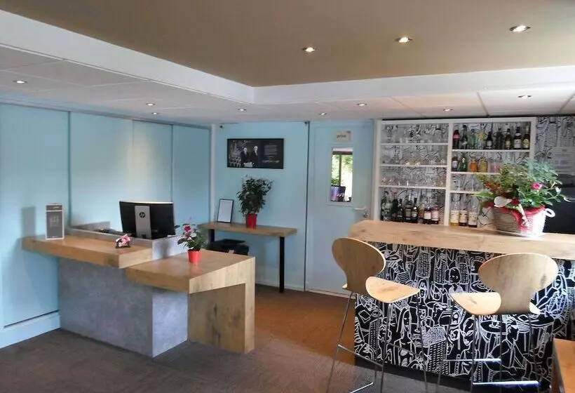 호텔 Ibis Fourmies