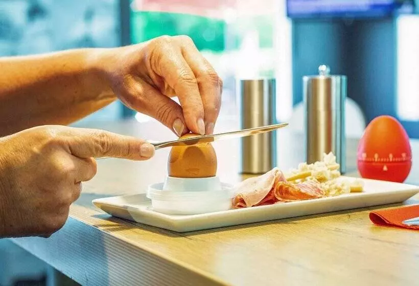 Отель Ibis Mulhouse Ile Napoleon