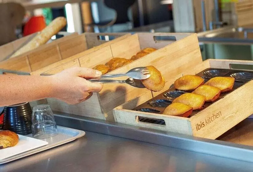 Отель Ibis Mulhouse Ile Napoleon