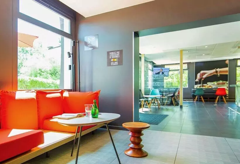 Отель Ibis Mulhouse Ile Napoleon