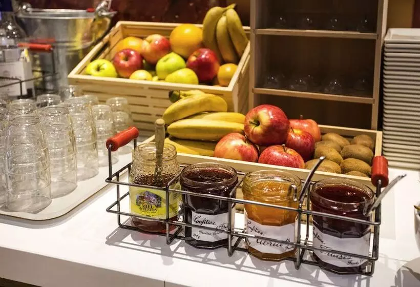 Отель Ibis Mulhouse Ile Napoleon