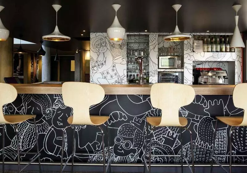 فندق Ibis Pau Lescar