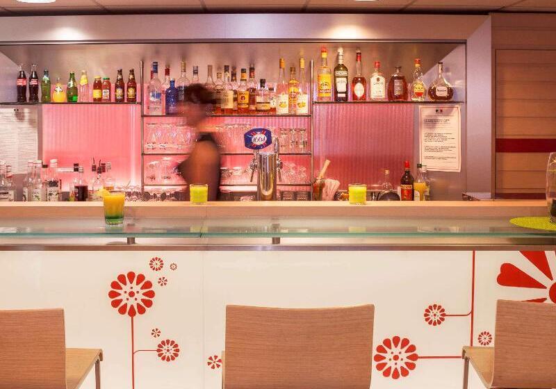 호텔 Ibis Rennes Beaulieu