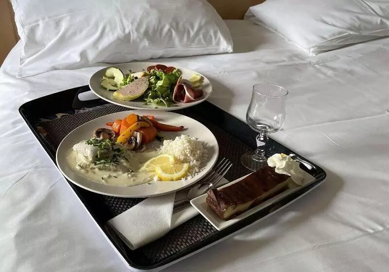 هتل Ibis Rennes Beaulieu