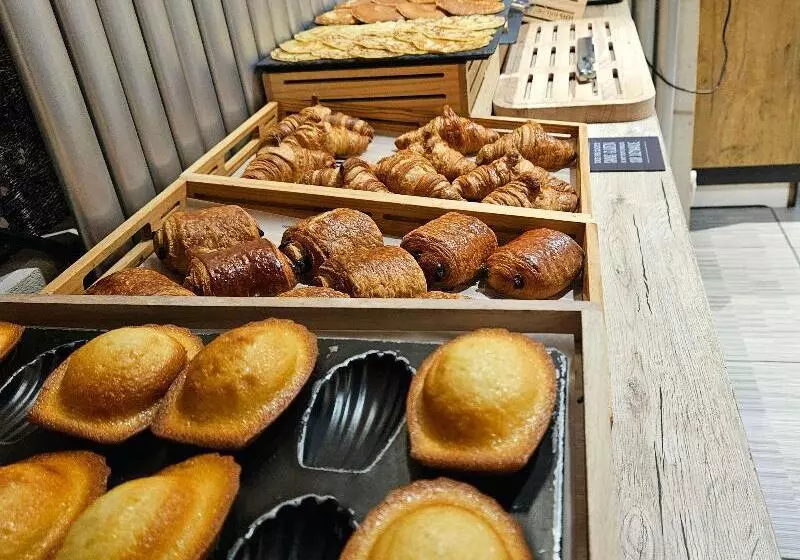 בית מלון כפרי Ibis Sallanches Porte Du Montblanc