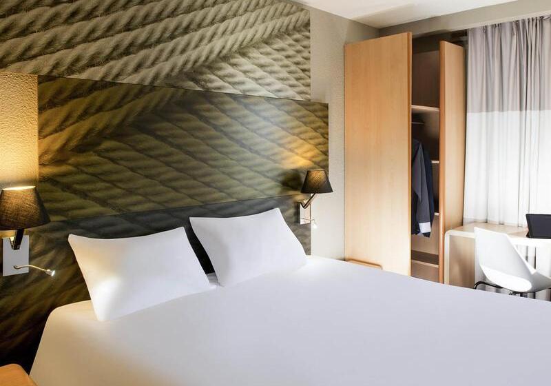 هتل Ibis Sallanches Porte Du Montblanc