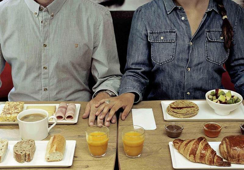 ホテル Ibis Sallanches Porte Du Montblanc